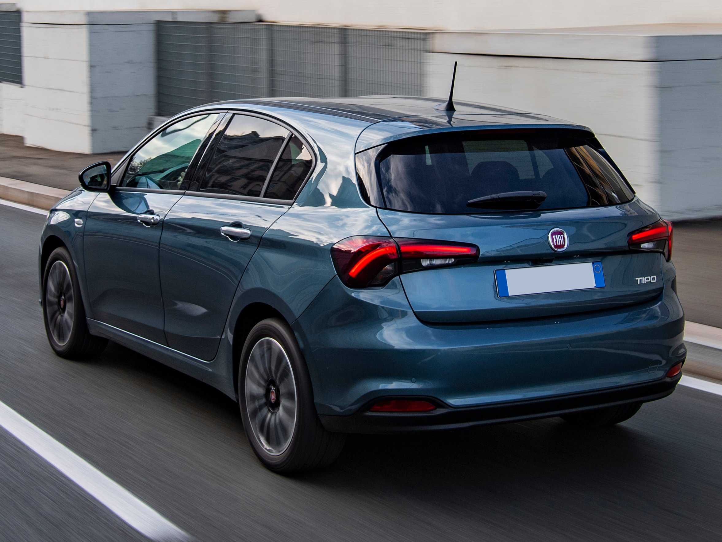 fiat-tipo-hatchback-gallery_4.png