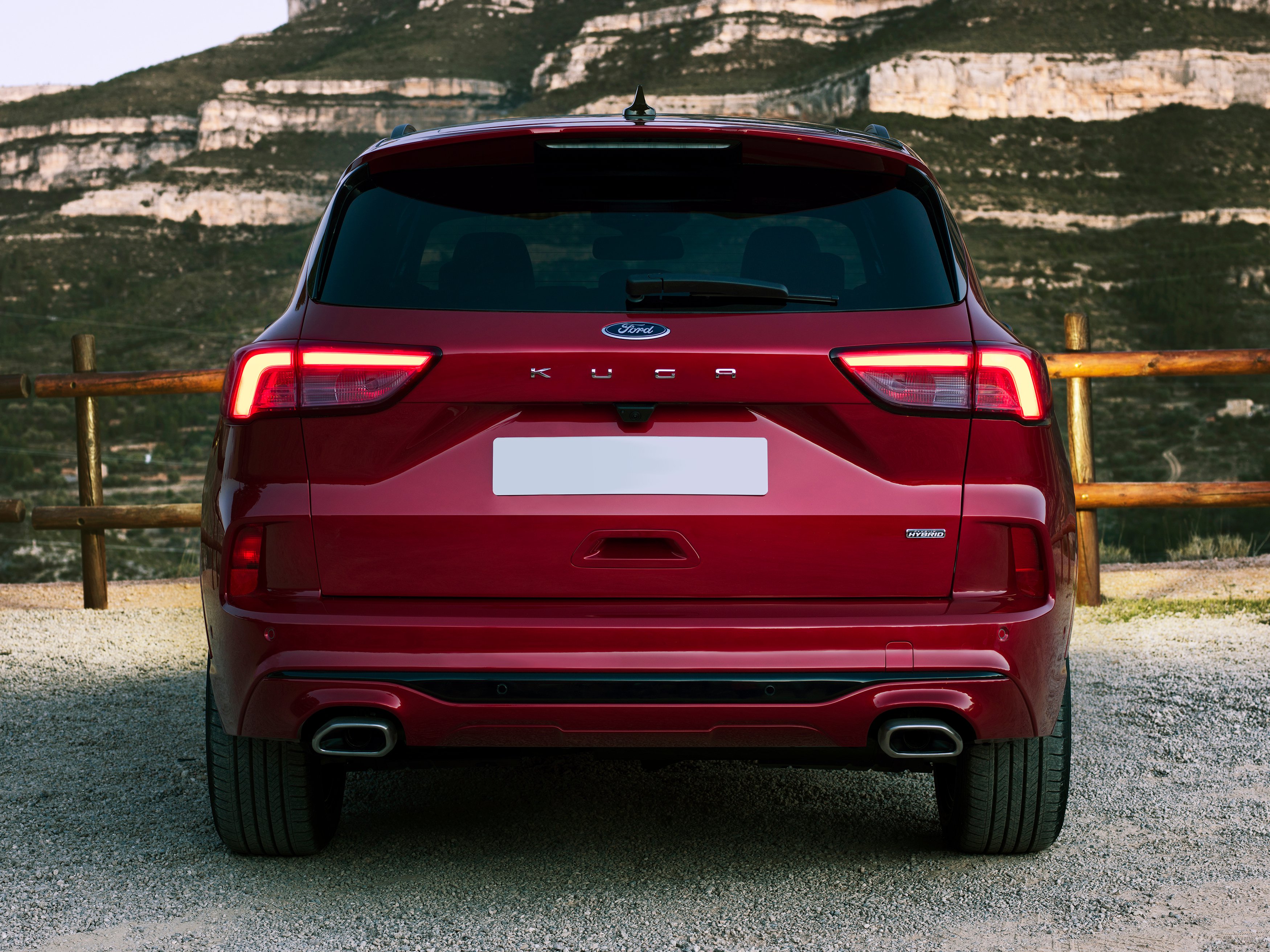 ford-kuga-gallery_4.png