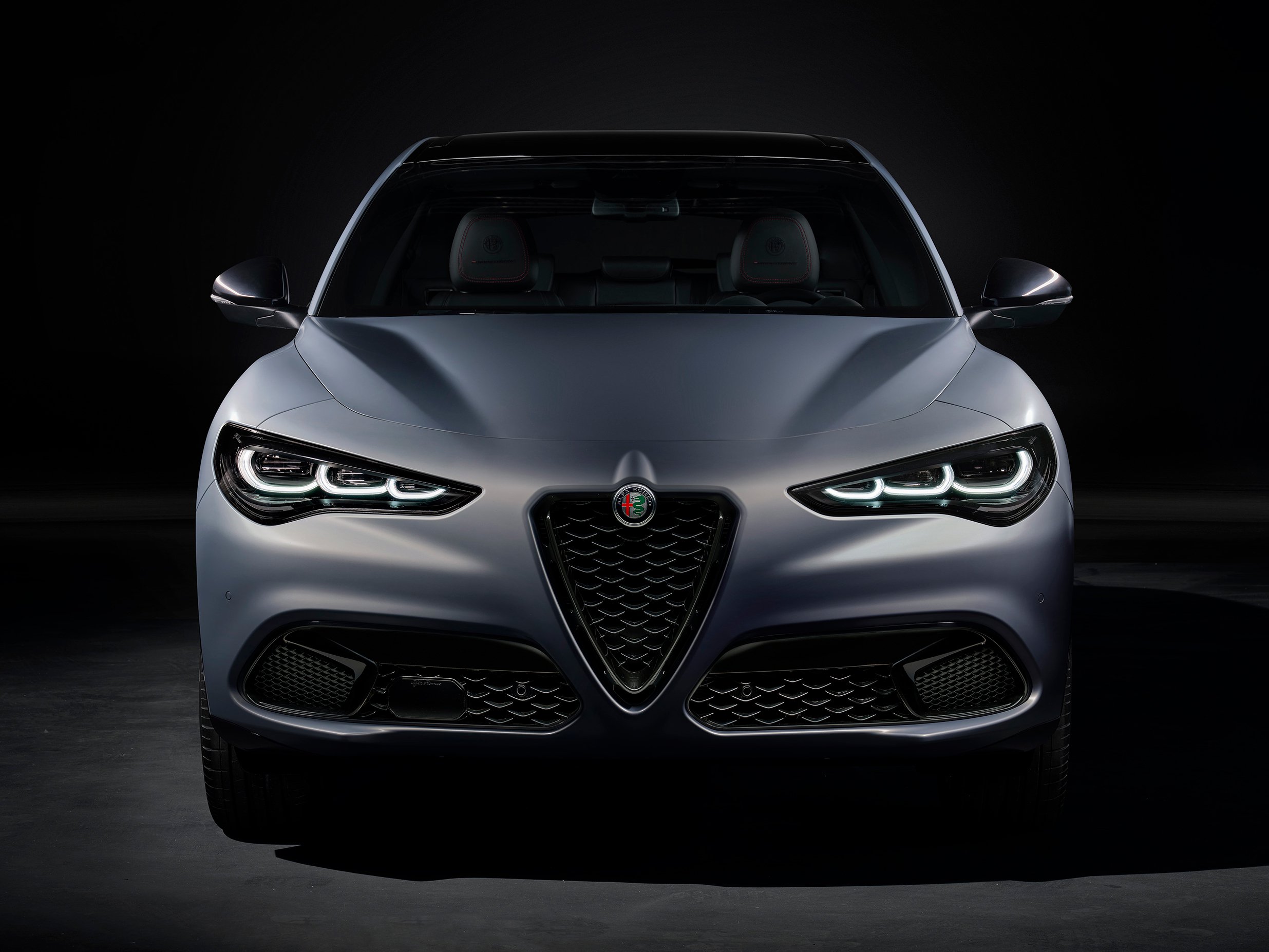 alfa-romeo-stelvio-gallery_7.png