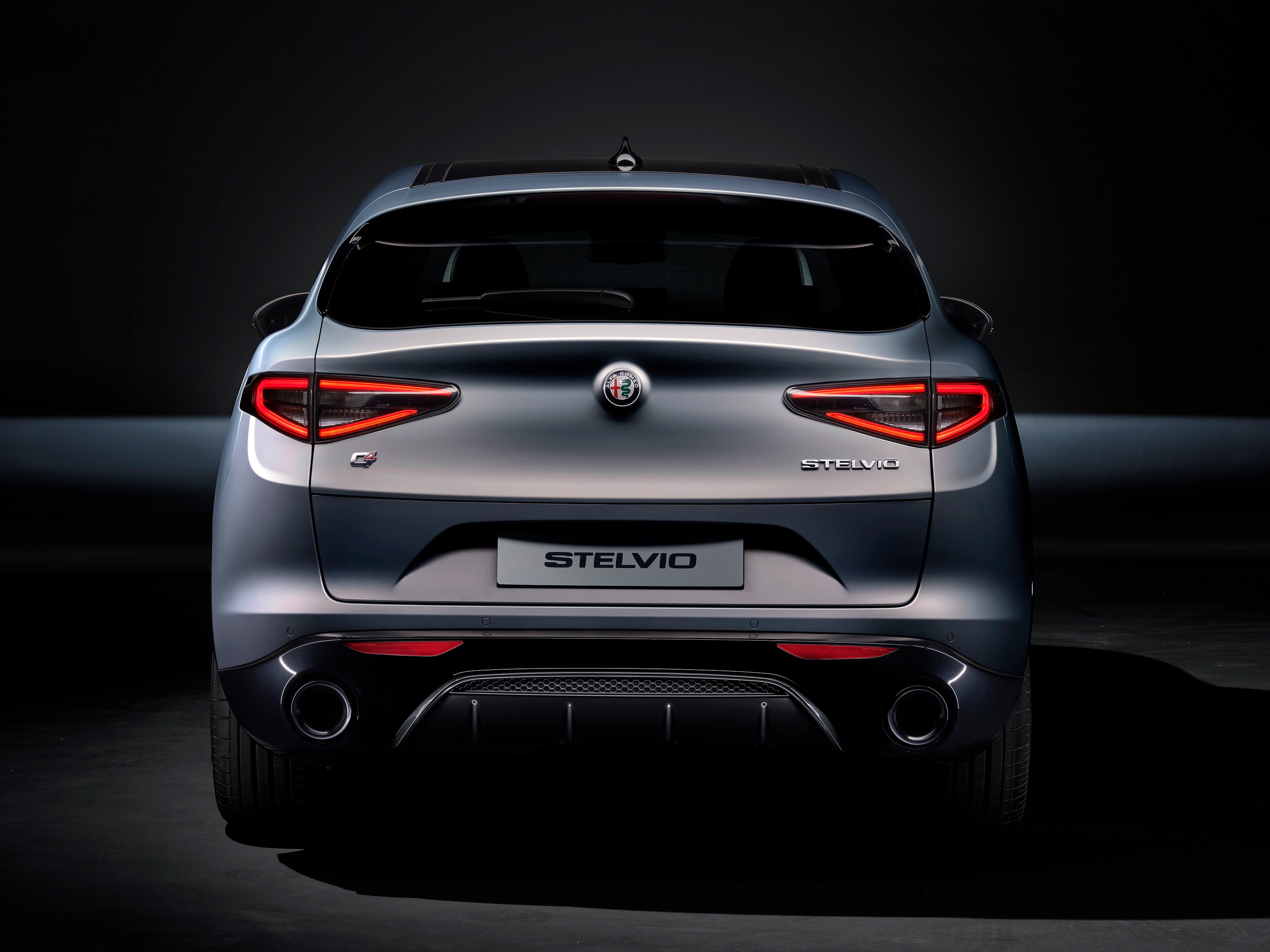 alfa-romeo-stelvio-gallery_9.png