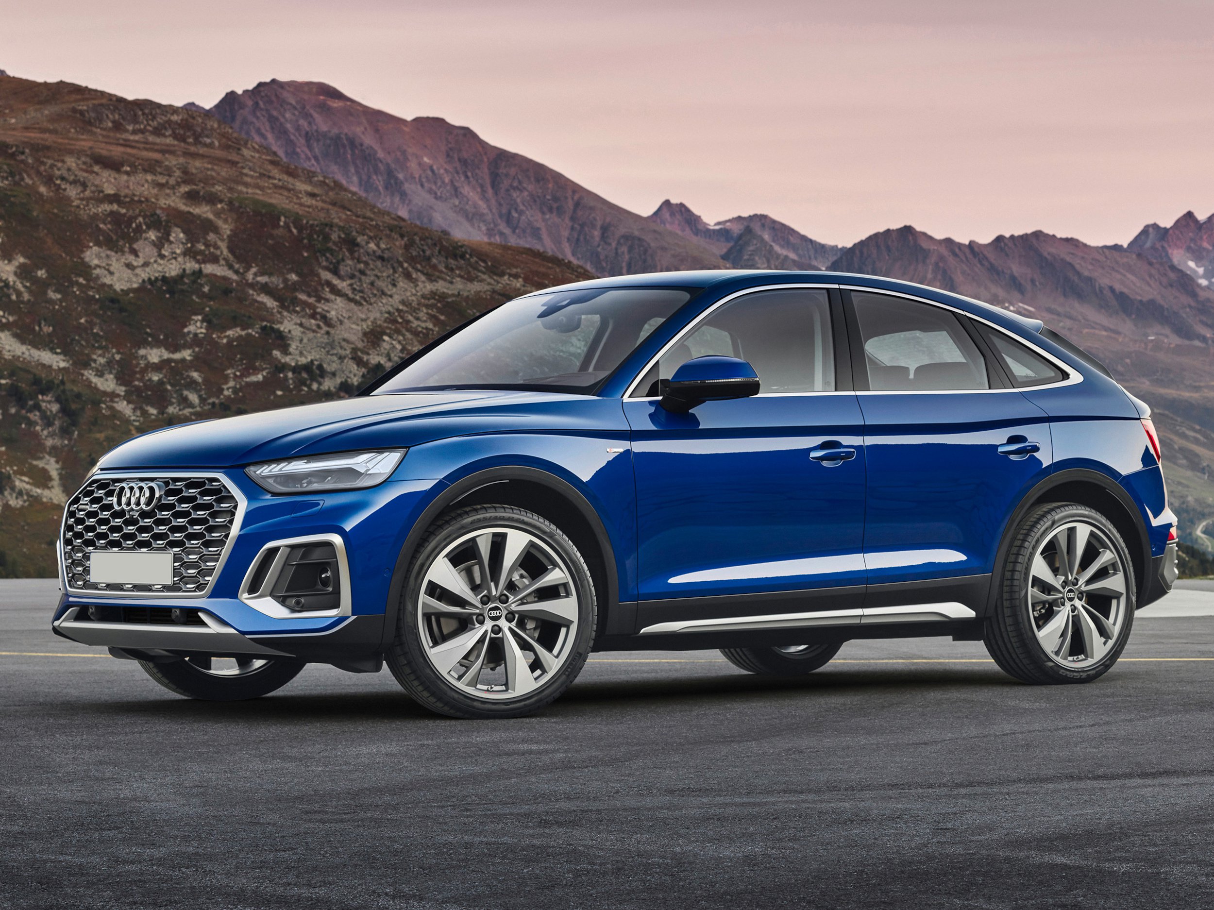 audi-q5-sportback-gallery_8.png