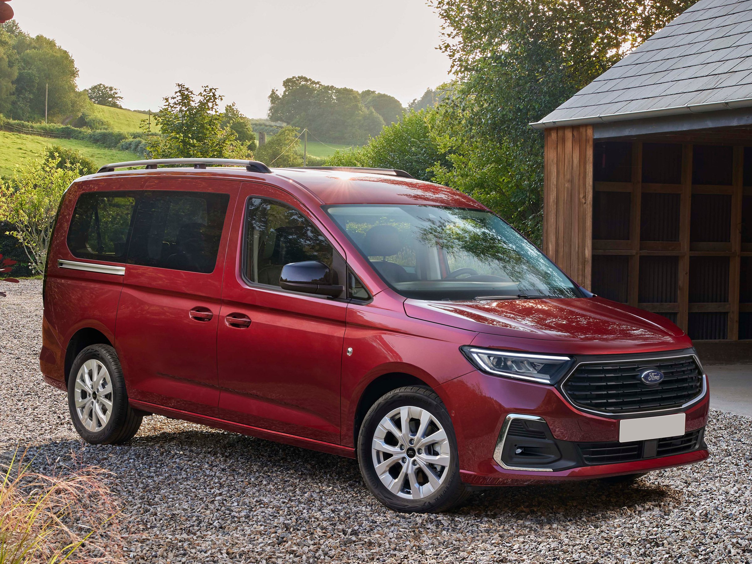 ford-tourneo-connect-gallery_5.png