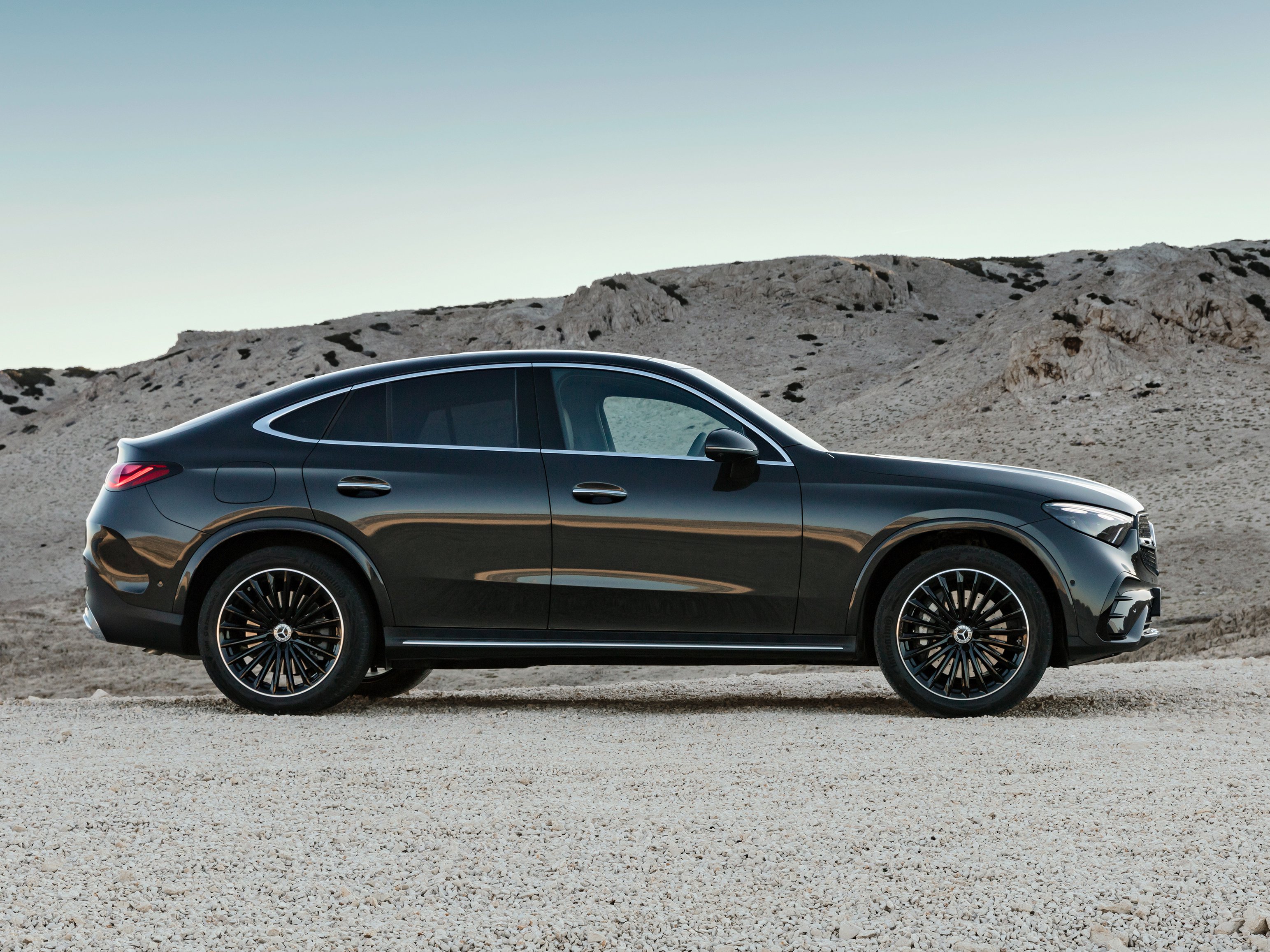 mercedes-glc-coupe-gallery_3.png